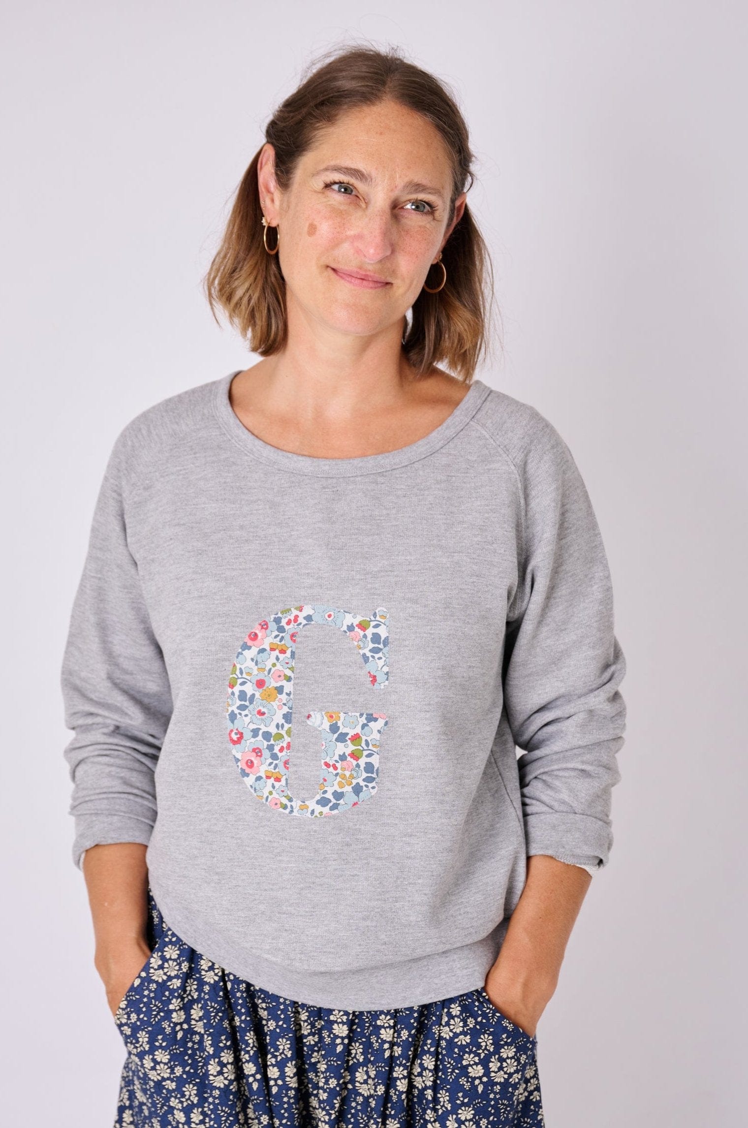 Magnificent Stanley Ladies Sweatshirt Ladies Betsy Grey 'G' Grey Sweatshirt M/L